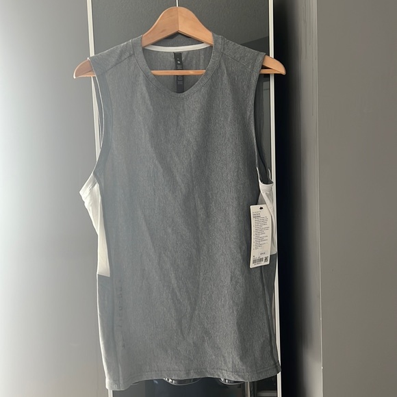 Lululemon Vital Drive Sleeveless - Picture 1 of 4